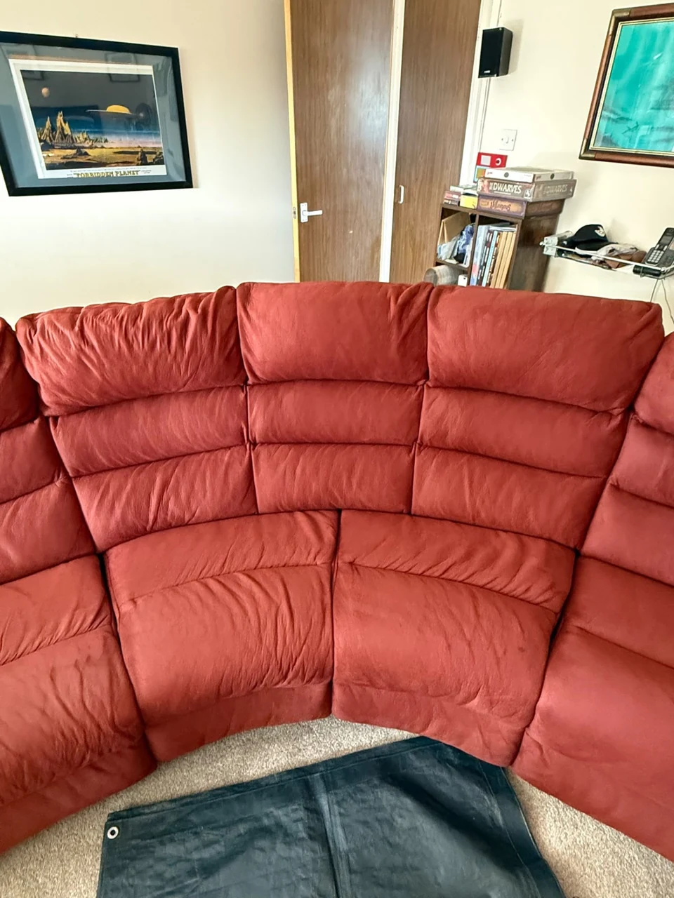 Sofa after professional cleaning – sofa cleaning in Haverhill by Dons Cleaning Services (photo 4)