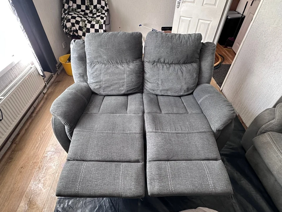 Sofa after professional cleaning – sofa cleaning in Haverhill by Dons Cleaning Services (photo 10)