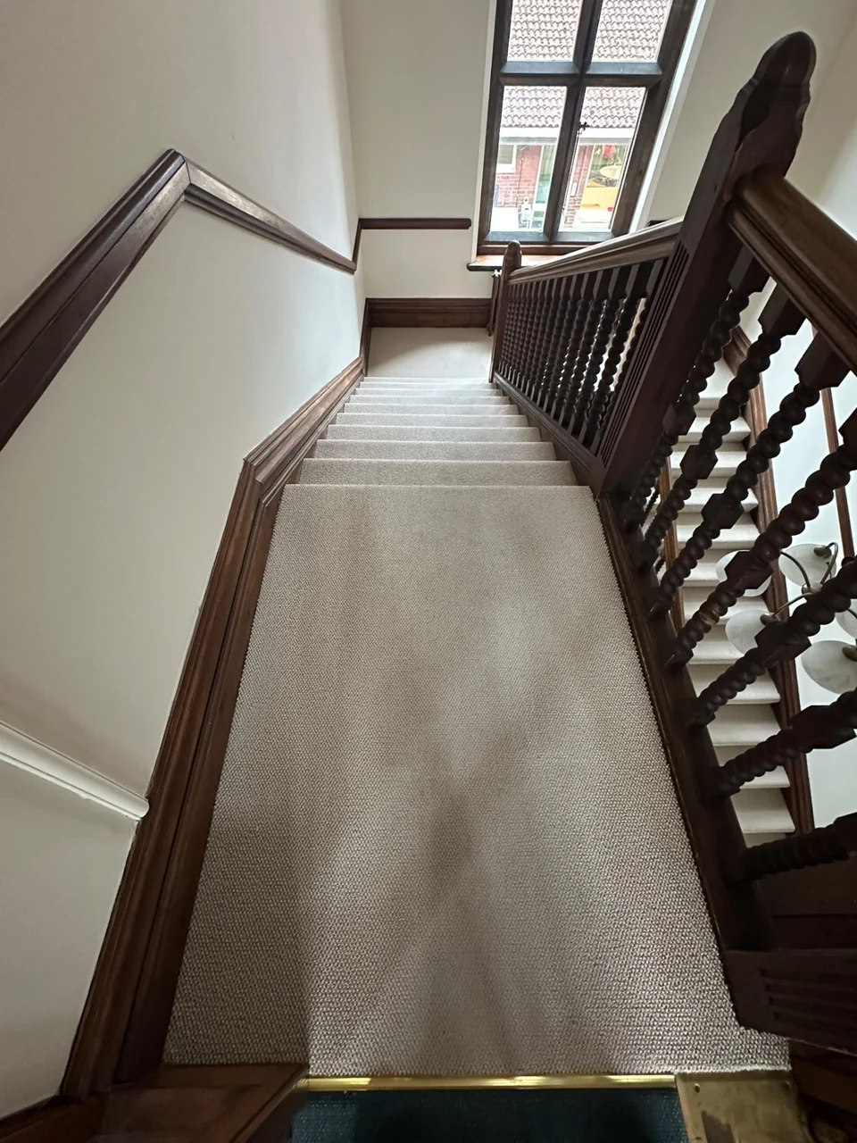 Stair carpet before cleaning – stair carpet cleaning in Haverhill by Dons Cleaning Services (photo 5)