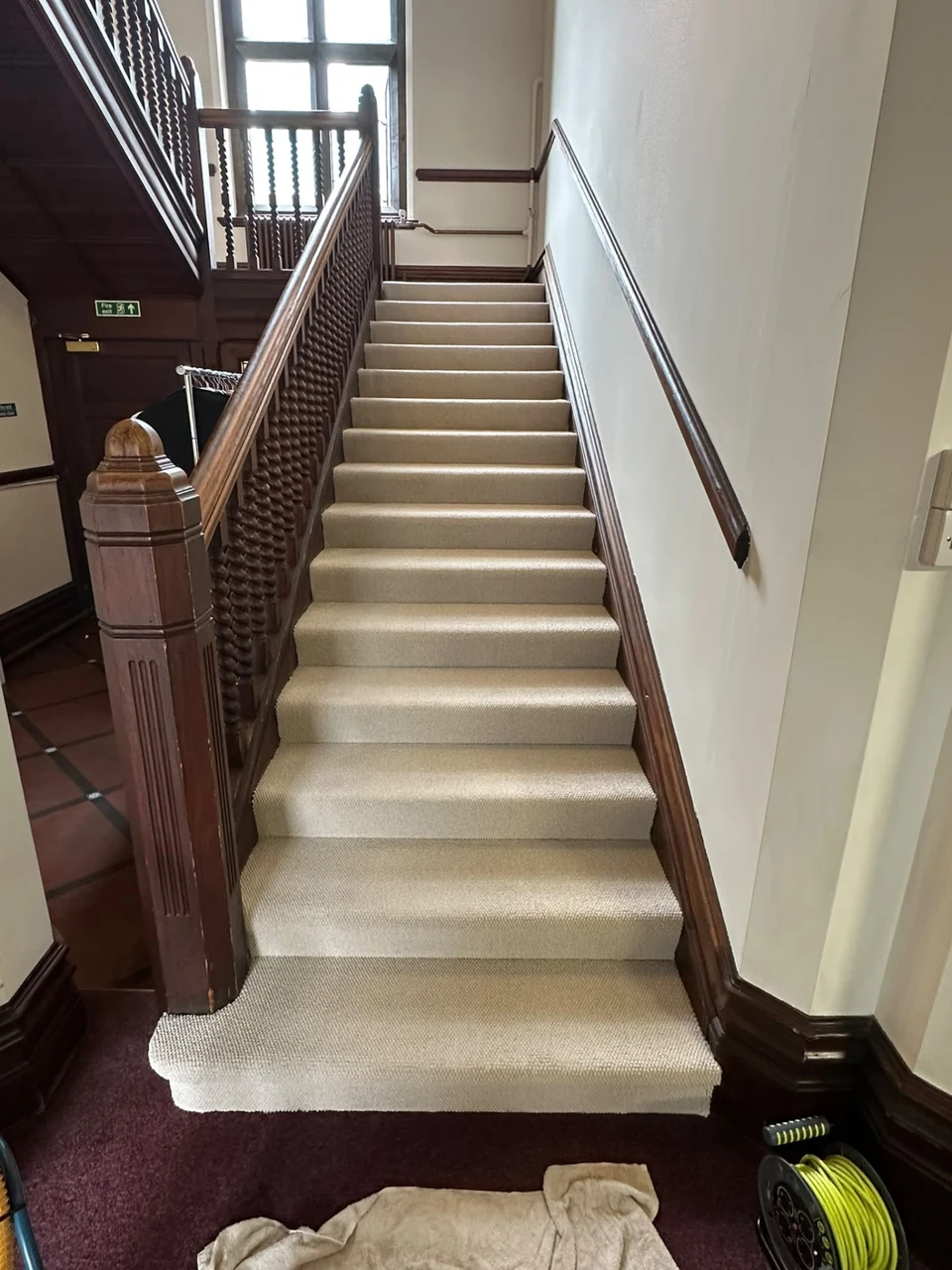 Stair carpet after professional cleaning – stair carpet cleaning in Haverhill by Dons Cleaning Services (photo 2)
